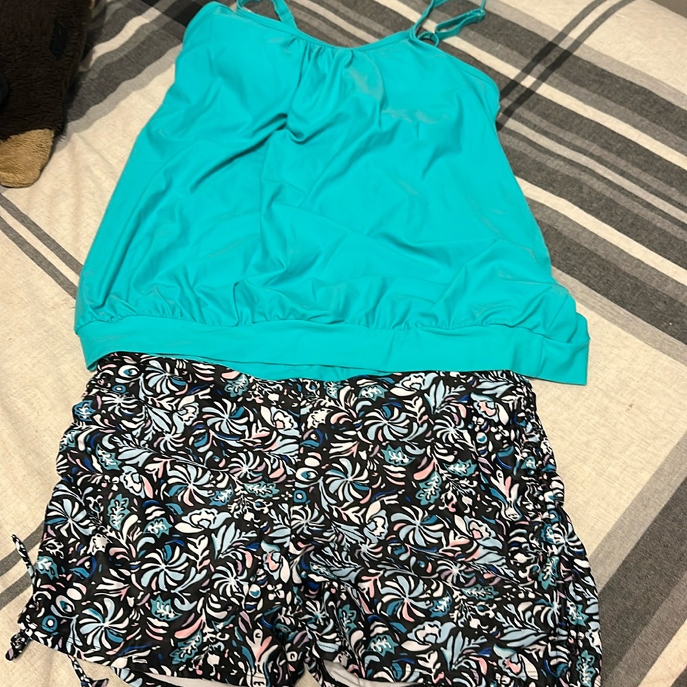 Brand new tankini swim suit teal top multi colored bottoms
